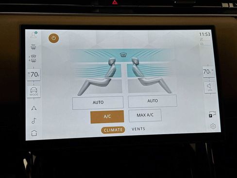 Used 2025 Land Rover Range Rover Sport Dynamic SE image 17