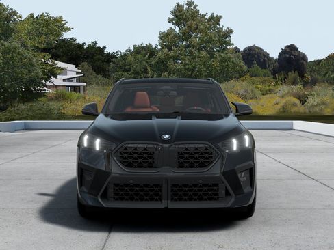 New 2026 BMW X2 xDrive28i image 3