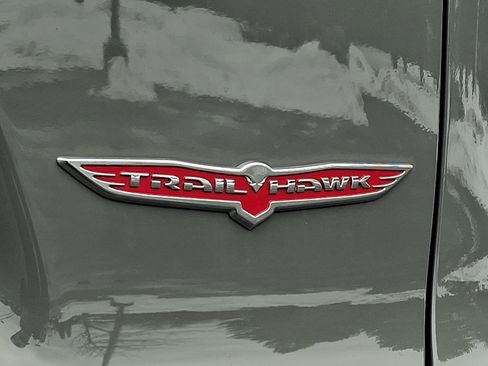 Certified 2022 Jeep Cherokee Trailhawk w/ Sun, Sound & Nav Group image 32