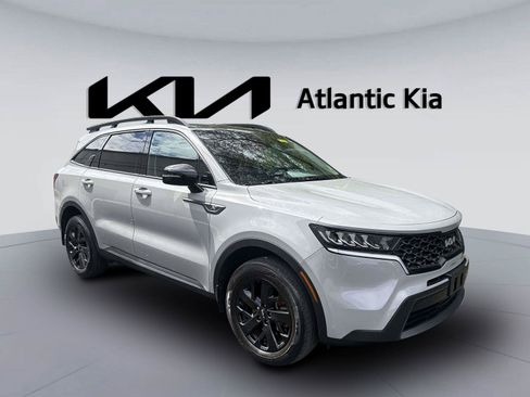 Certified 2023 Kia Sorento S w/ Panoramic Sunroof Package AWD/4WD image 4