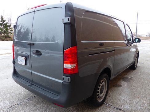 Used 2020 Mercedes-Benz Metris image 8