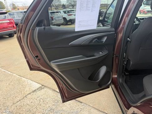 Certified 2023 Chevrolet TrailBlazer LT w/ Convenience Package AWD/4WD image 35