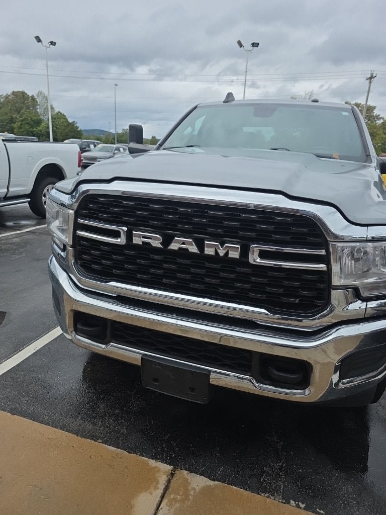 Used 2022 RAM 2500 Big Horn AWD/4WD image 3