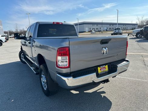 Used 2024 RAM 3500 Tradesman w/ Chrome Appearance Group AWD/4WD image 5