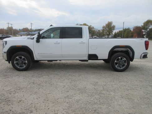 New 2026 GMC Sierra 3500 SLE image 10