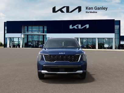 New 2026 Kia Sorento S w/ S Panoramic Sunroof Package