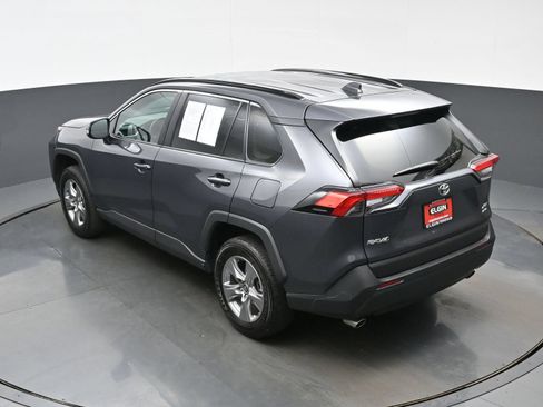 Used 2025 Toyota RAV4 XLE AWD/4WD image 38
