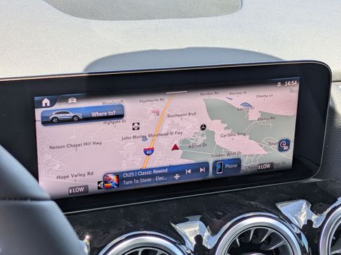 New 2025 Mercedes-Benz GLA 250 250 image 25