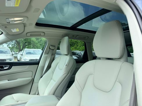 Certified 2023 Volvo XC60 B5 Plus w/ Climate Package AWD/4WD image 13