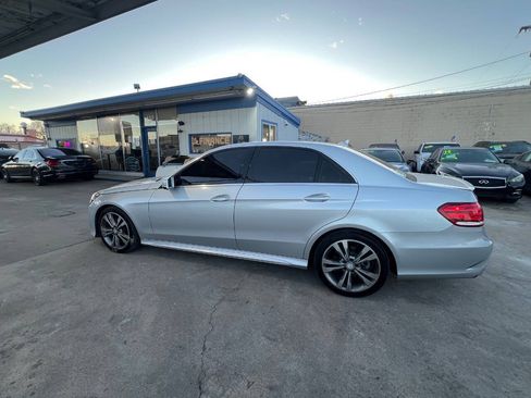Used 2016 Mercedes-Benz E 350 4MATIC Sedan image 23