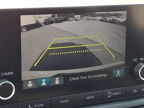 Used 2024 Honda CR-V EX image 13
