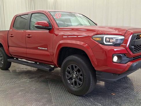 Certified 2023 Toyota Tacoma SR5 w/ Technology Package AWD/4WD image 9