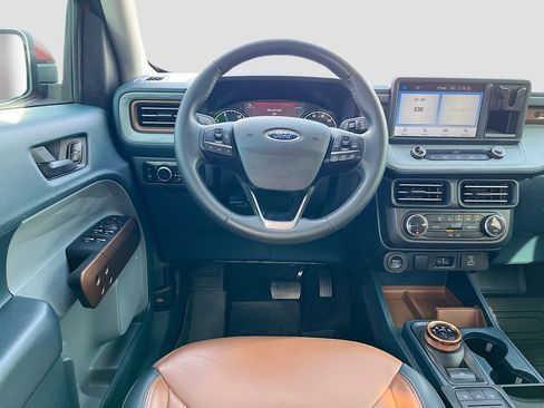 Used 2023 Ford Maverick Lariat image 20