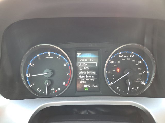 Used 2017 Toyota RAV4 LE w/ Carpet Mat Package FWD image 37