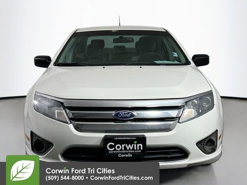 Used 2011 Ford Fusion S image 4