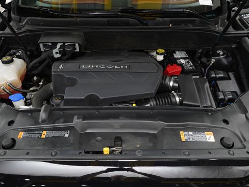 Used 2019 Lincoln Nautilus Black Label AWD/4WD image 34