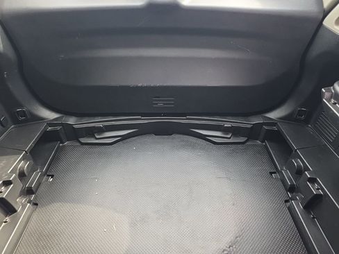 Used 2018 Nissan Rogue SV w/ Premium Package image 12