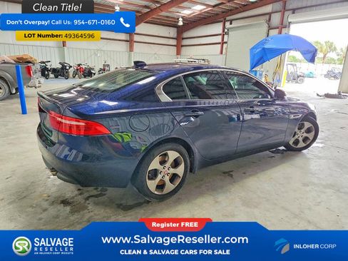 Used 2017 Jaguar XE RWD image 4
