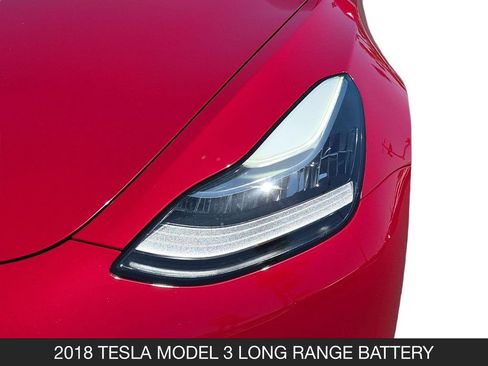 Used 2018 Tesla Model 3 Long Range RWD image 10