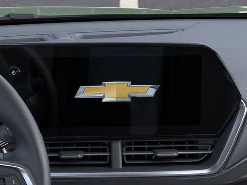 New 2026 Chevrolet Trax ACTIV w/ Sunroof Package FWD image 20