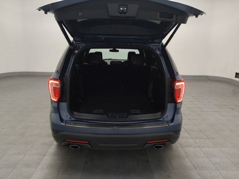 Used 2018 Ford Explorer XLT w/ Equipment Group 202A image 29