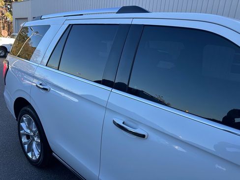 Used 2018 Ford Expedition Limited w/ Equipment Group 302A image 11