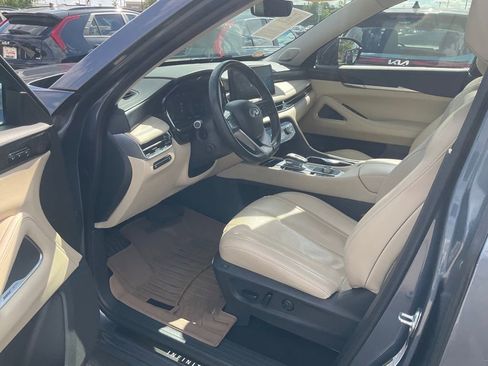 Used 2023 INFINITI QX60 Sensory w/ Cargo Package image 12