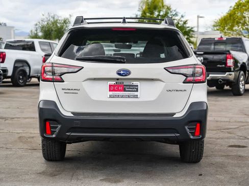 Used 2021 Subaru Outback Premium AWD/4WD image 7