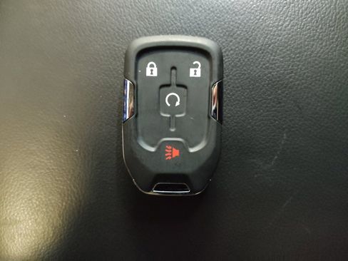 Used 2018 GMC Acadia Denali w/ Technology Package image 32