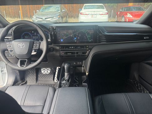 Used 2026 Toyota Camry XSE AWD/4WD image 19