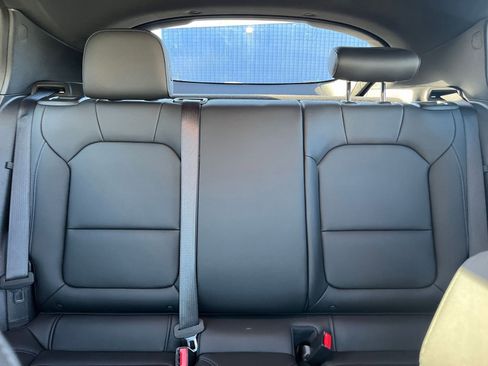 Used 2025 Buick Envista Sport Touring image 36