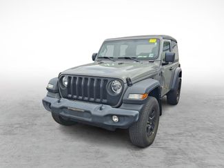 Used 2021 Jeep Wrangler Sport AWD/4WD video 1