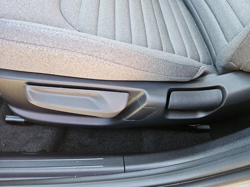 New 2025 Kia K4 EX image 9