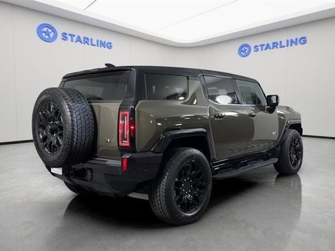 Certified 2025 GMC Hummer EV 2X w/ LPO, Cargo Utility Package image 9