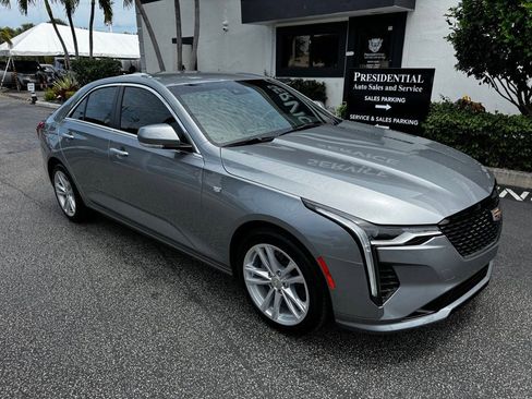 Used 2026 Cadillac CT4 Luxury RWD image 3