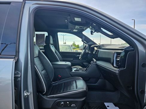 Used 2025 GMC Sierra 2500 AT4X w/ AT4X AEV Edition AWD/4WD image 10
