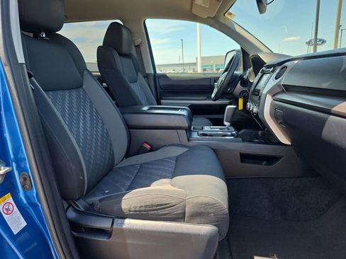 Used 2018 Toyota Tundra SR5 w/ SR5 Upgrade Package RWD image 15