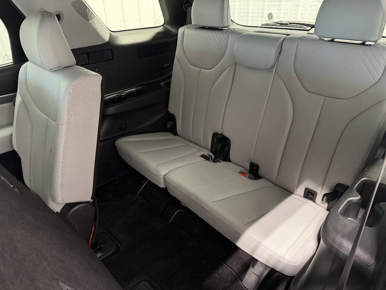 Used 2024 Hyundai Palisade SEL AWD/4WD image 8