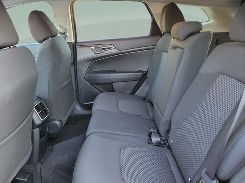 Certified 2024 Kia Sportage LX FWD image 7