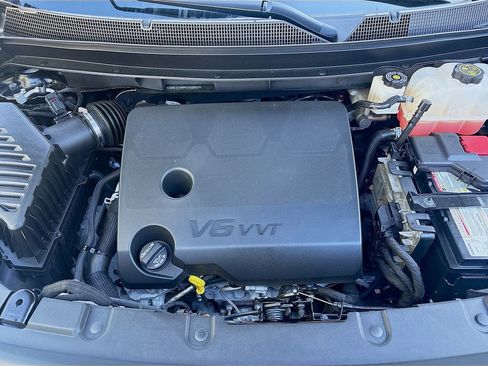 Used 2023 Chevrolet Traverse RS w/ LPO, Floor Liner Package AWD/4WD image 33