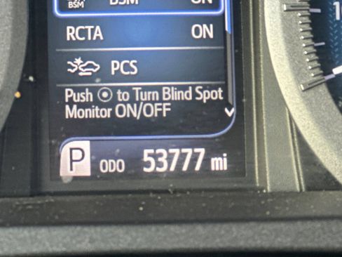 Used 2019 Toyota Sienna XLE w/ XLE Navigation Package FWD image 24