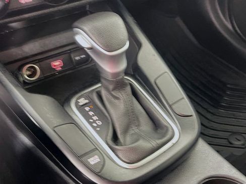 Used 2022 Kia Soul LX w/ Technology Package image 17