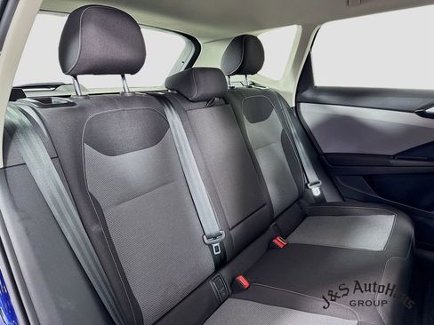 Used 2022 Volkswagen Taos S image 30