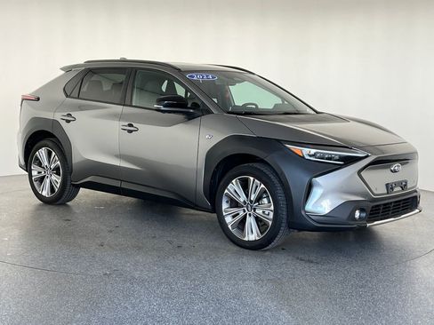 Used 2024 Subaru Solterra Limited image 9