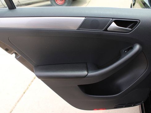 Used 2017 Volkswagen Jetta S FWD image 13