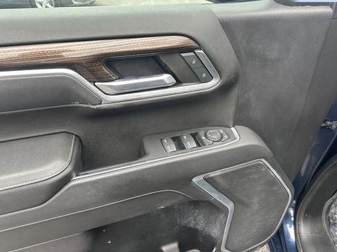 Certified 2022 Chevrolet Silverado 1500 RST image 9