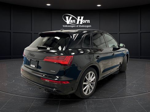 Used 2024 Audi Q5 e Prestige w/ Prestige Package AWD/4WD image 7