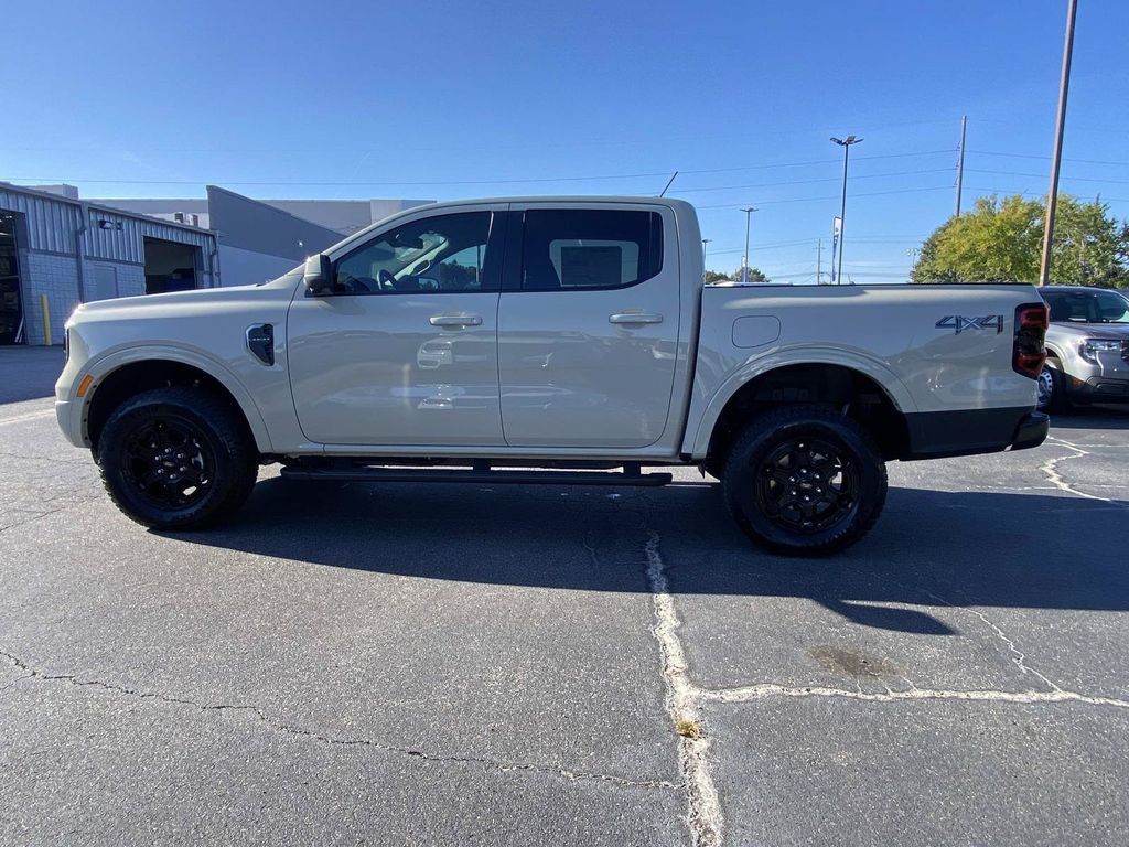 New 2026 Ford Ranger Lariat w/ Black Appearance Package AWD/4WD image 5