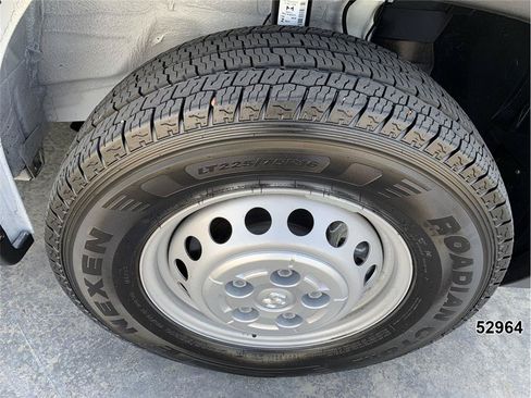 Used 2025 RAM ProMaster 2500 w/ Safety Group FWD image 21
