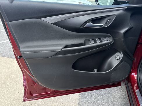 Certified 2025 Buick Envista Avenir image 21